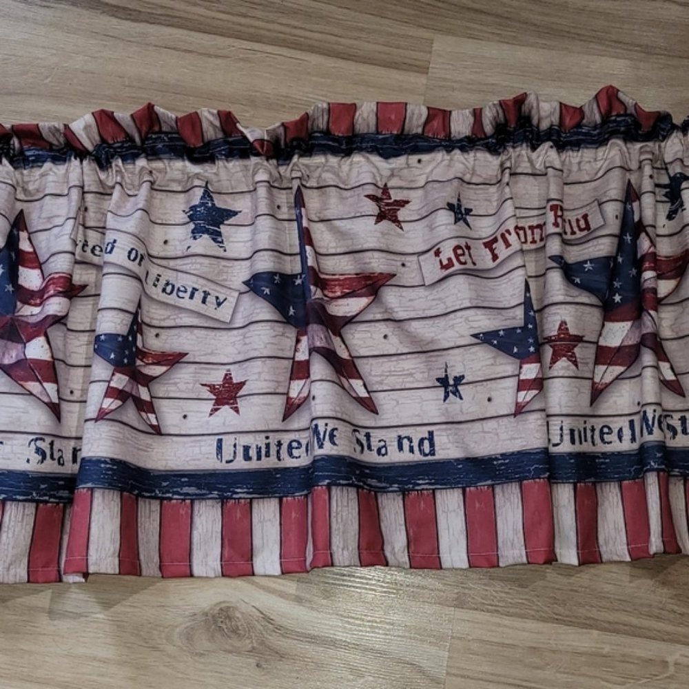 Lakeside Collections Patriotic Red White Blue Valance United We Stand
